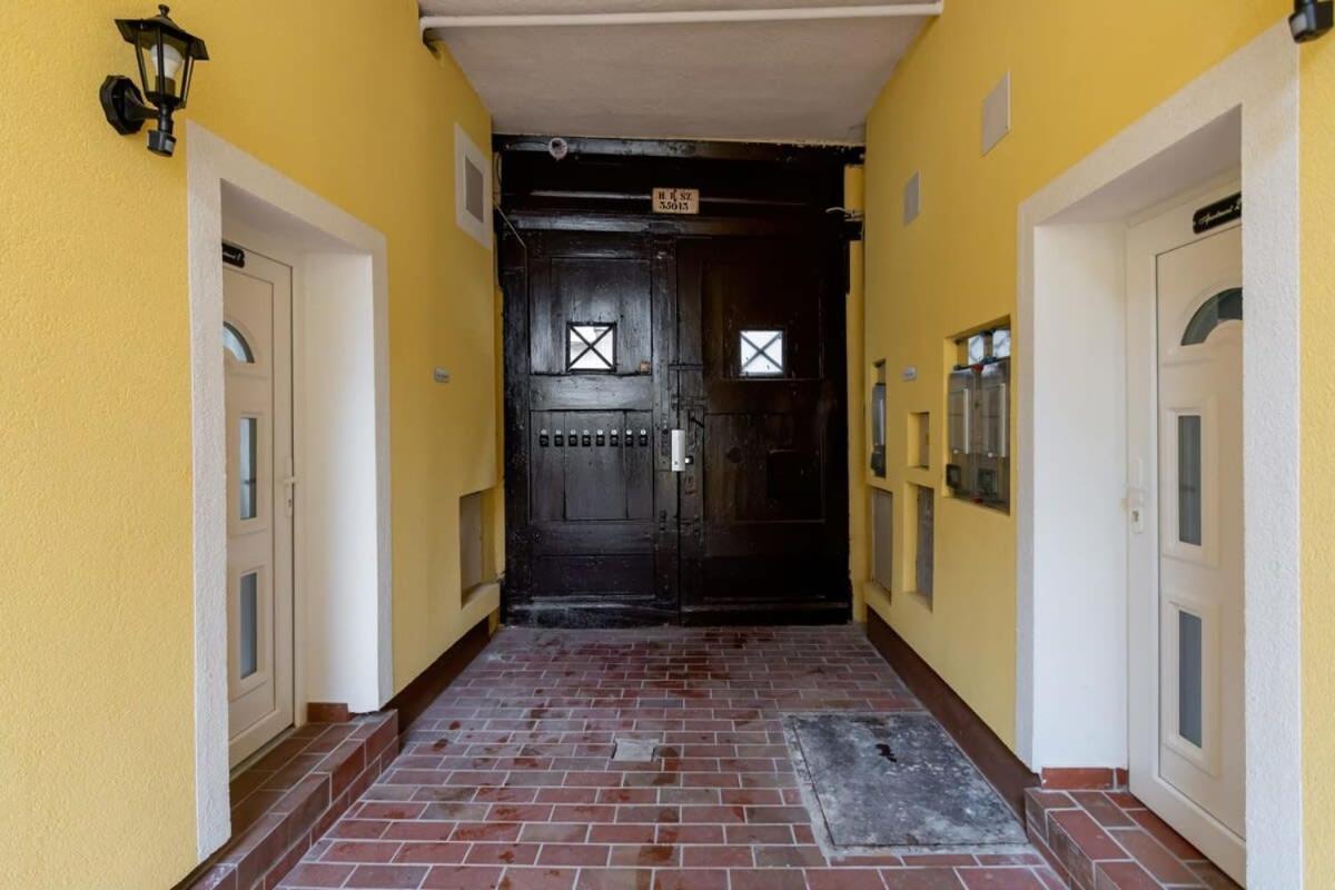 Cute Central Studio With Ac — Fotók 1